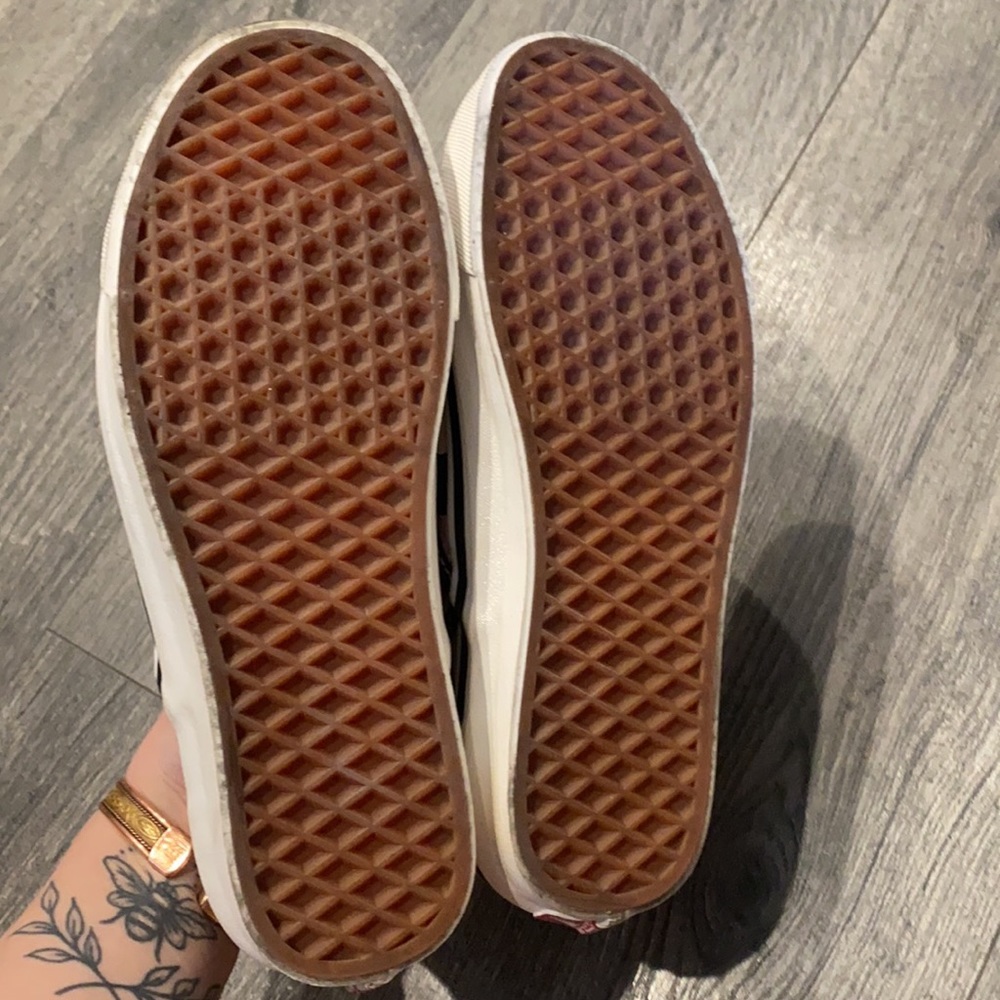 Vans - Picture 3 of 3